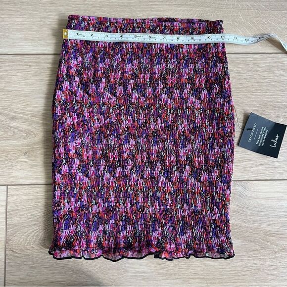 Lulu’s NWT Pink and Purple Floral Smocked Skirt Size XS - Picture 6 of 8